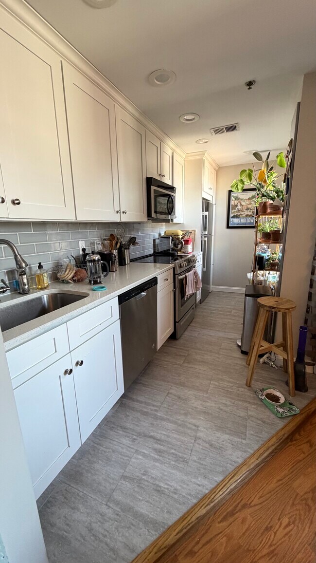 Williamsburg Condominium unit 807, Washington, DC 20009 - photo 5