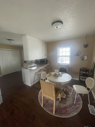 1900 Kentucky St Unit C, Lawrence, KS 66046