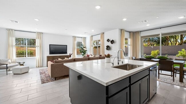 509 Arthur Pointe St, Henderson, NV 89011 - photo 4