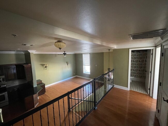 102 N Front St unit 1, McComb, MS 39648 - photo 2