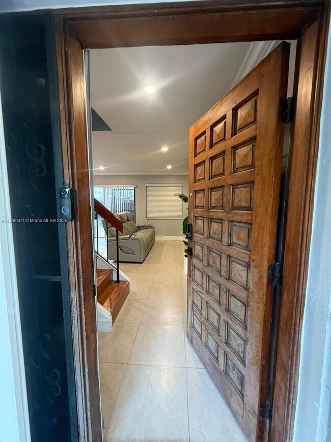 1595 SW 122nd Ave, Miami, FL 33184