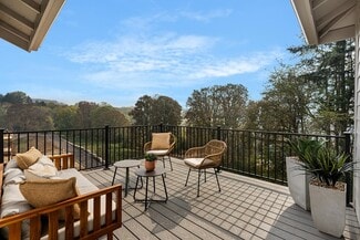 12400 Strobel, Beaverton, OR 97007