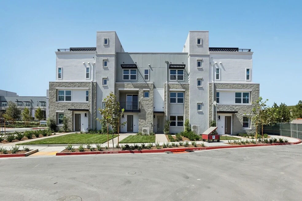 Serenity unit 6, Livermore, CA 94551 - photo 1