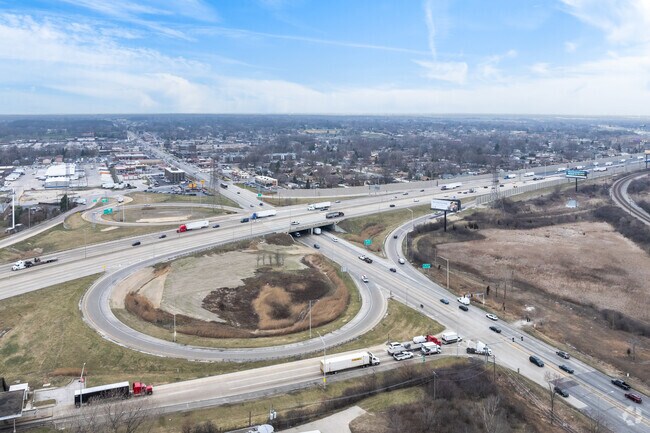 Residents of Chicago Ridge have easy access to major highways including Interstate 294.