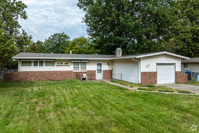 Almost every home in Likins Foster is a ranch style sitting on a quarter acre of land.