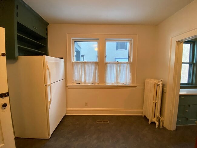 589 Lincoln Ave unit 1, Saint Paul, MN 55102 - photo 7