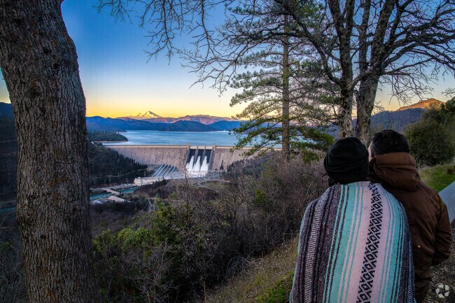 Tourists come to Shasta Lake from all around to see Shasta dam.