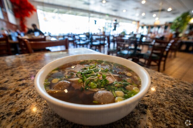 Avondale residents located nearby many delicious Vietnamese restaurants like Pho Saigon.