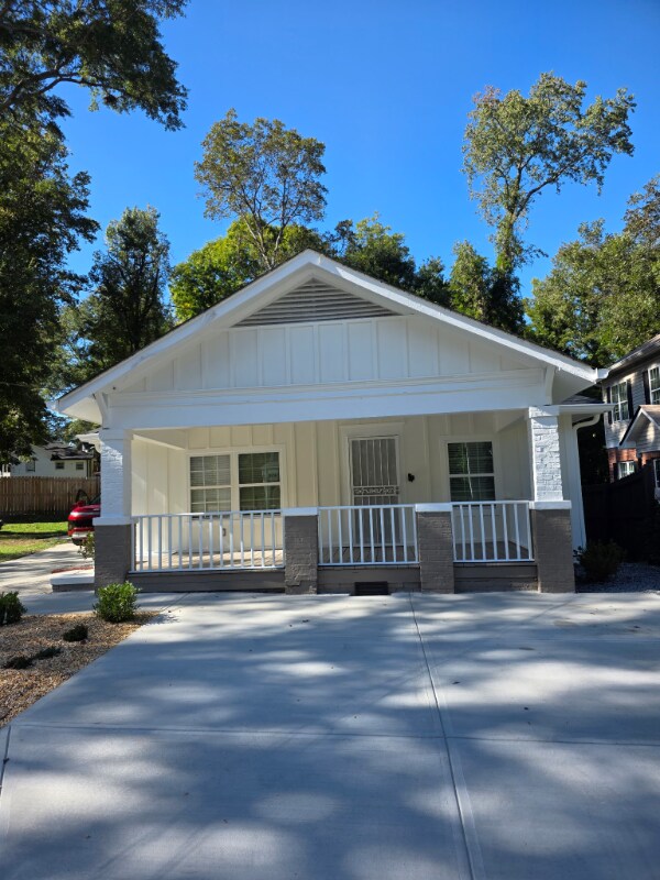 9 Sims Ave NW, Atlanta, GA 30318