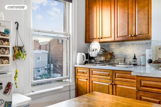 276 Ainslie St, Brooklyn, NY 11211 - photo 6