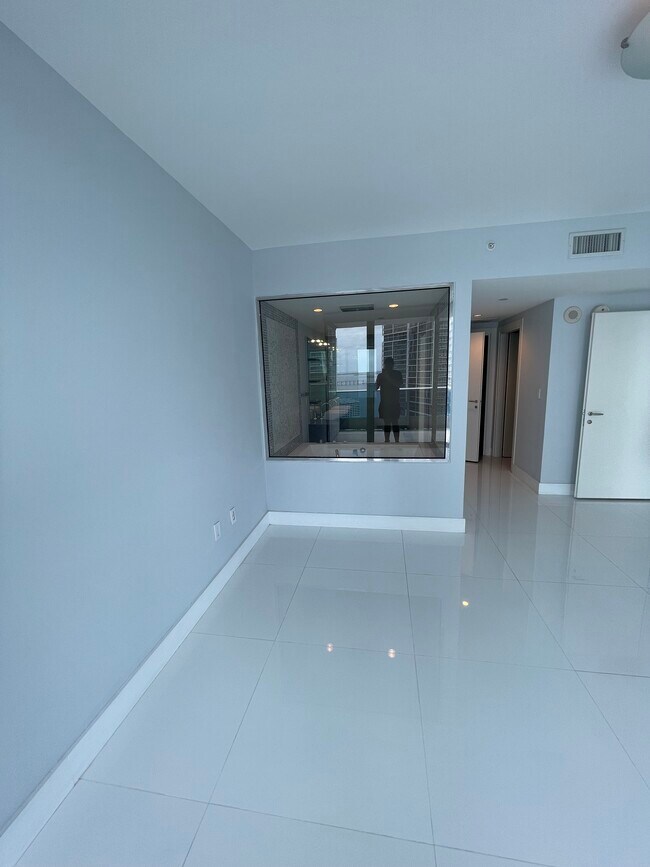 200 Biscayne Boulevard Way unit PH, Miami, FL 33131 - photo 5