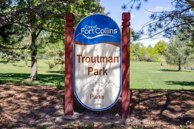 Named for the 22-acre park at its center, the neighborhood’s quiet residential streets sit between the active shopping centers of Midtown and the expansive natural areas of the Front Range.