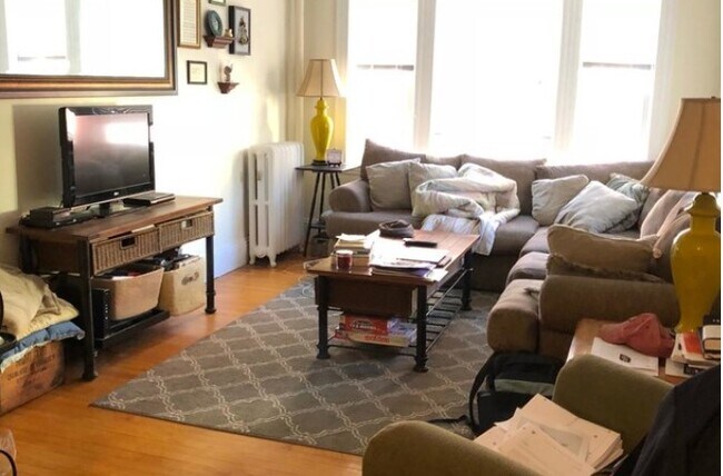 11 Centre St unit 14-B, Cambridge, MA 02139 - photo 4