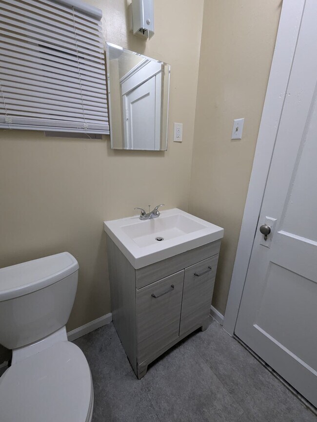 94 Hobart St unit 3, New Haven, CT 06511 - photo 7