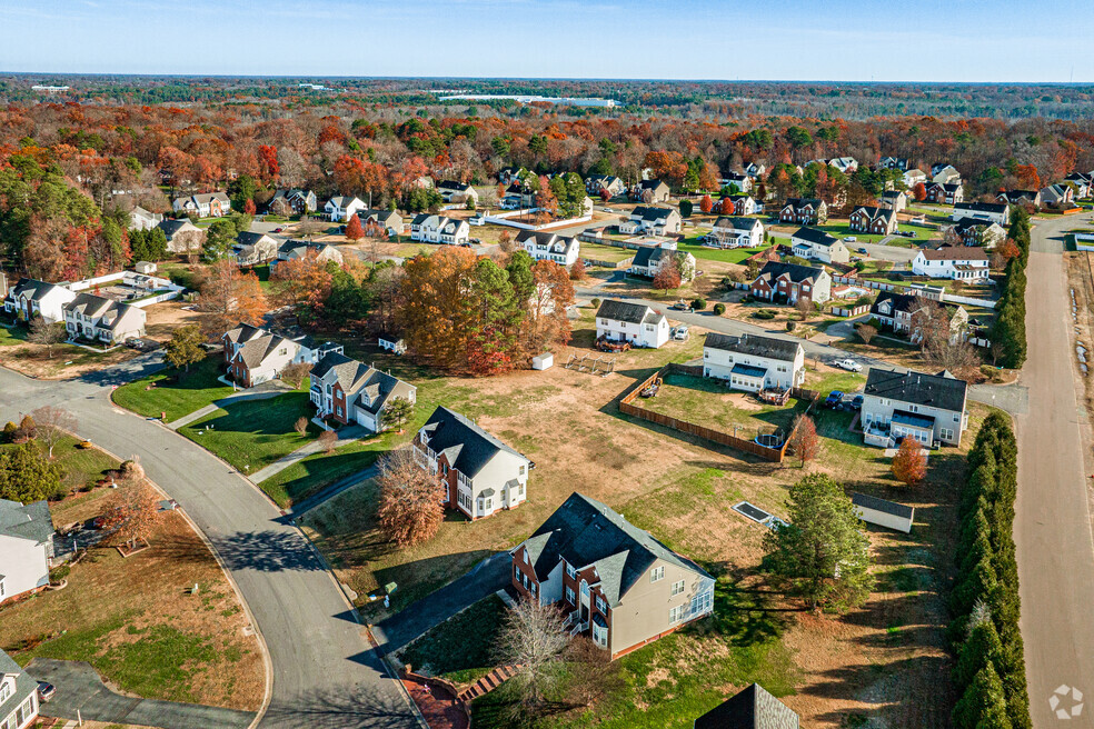 NH_Chamberlayne_524254_P2_v1_041124