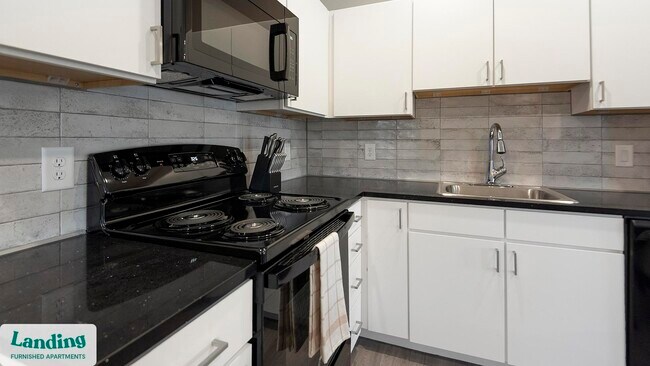 645 N Front St unit 424, Memphis, TN 38107 - photo 5