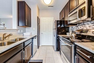 11345 Arborview Dr, Indianapolis, IN 46236