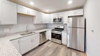 557 Riverview Dr, Columbus, OH 43202