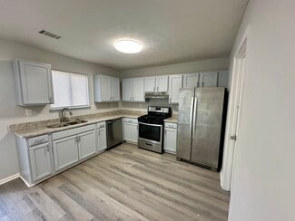 1749 Hunting Creek Dr SE, Conyers, GA 30013