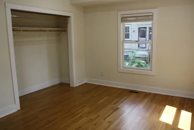 440 E 2nd St, Bloomington, IN 47401 - photo 5