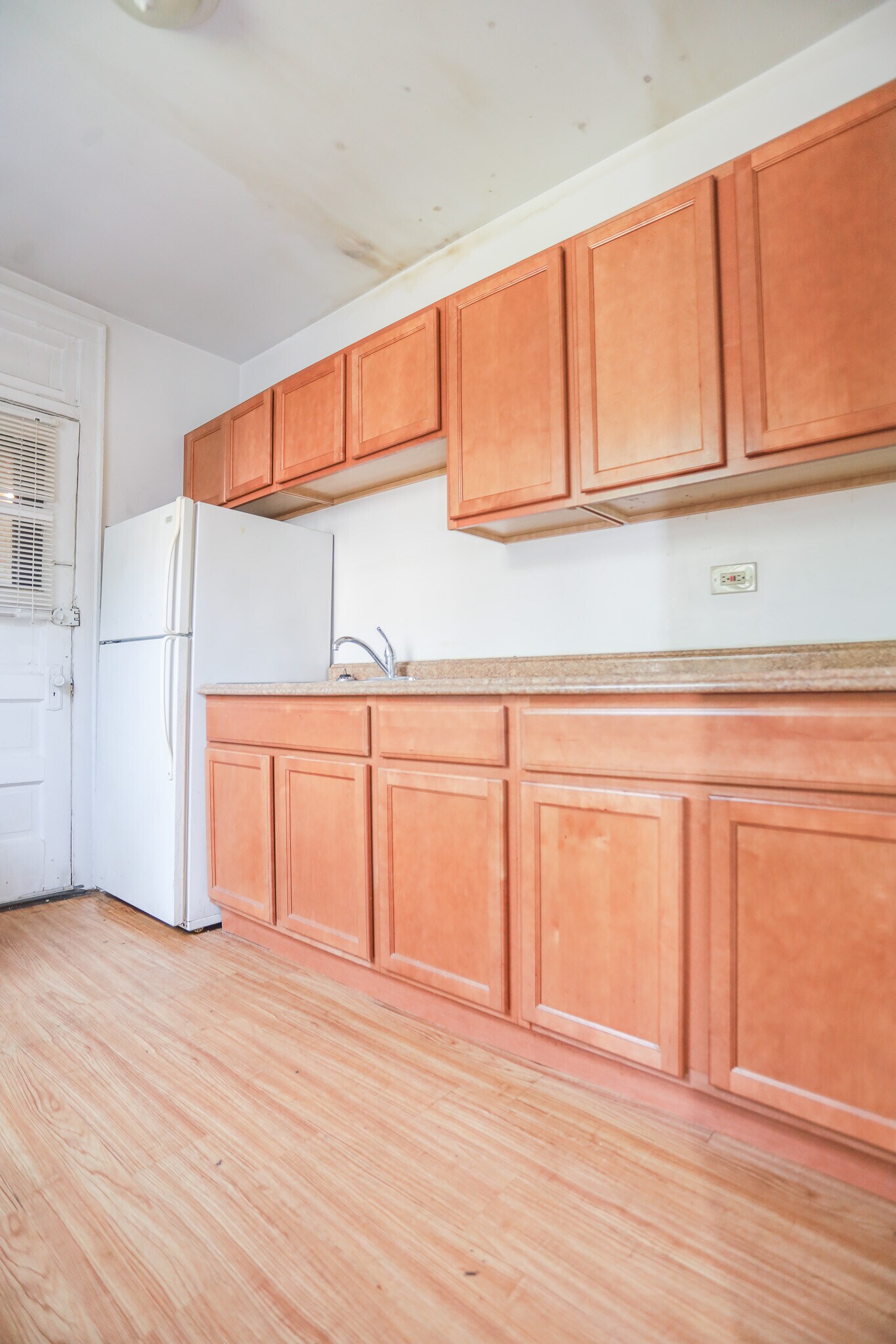 4250 N Francisco Ave unit 1W, Chicago, IL 60618 - photo 1