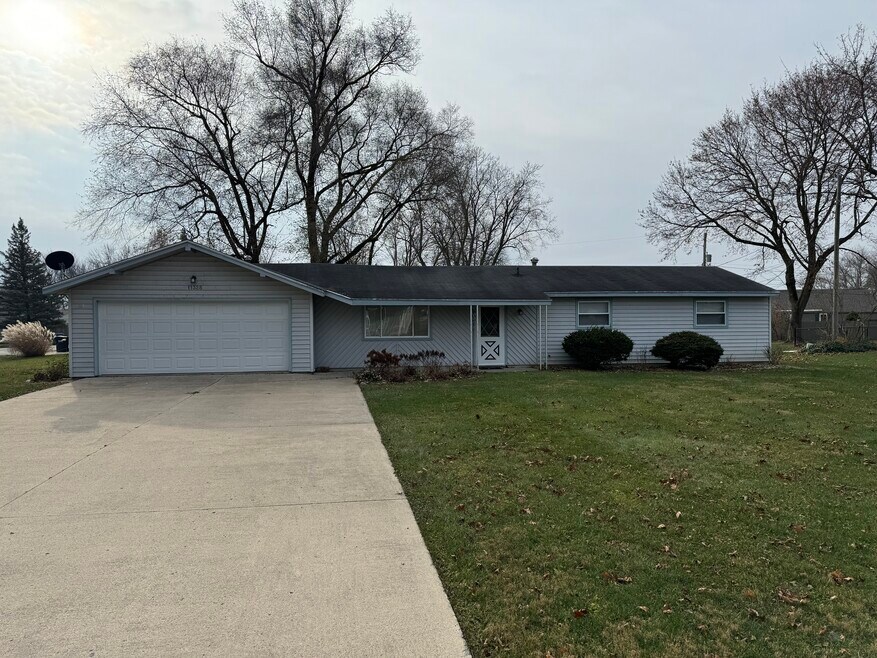 11328 Rio Vista Ave, Leo, IN 46765 - photo 1