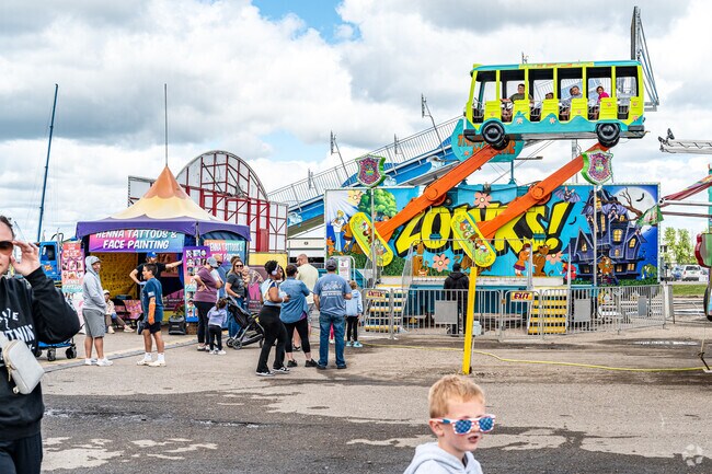 Enjoy family-friendly rides at the Red River Valley Fair.