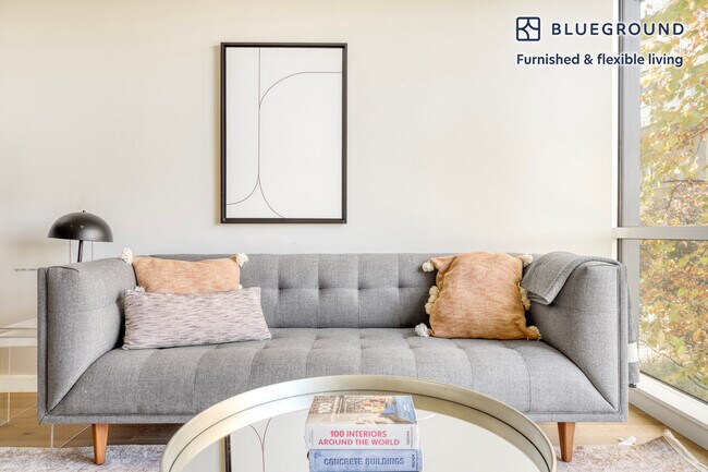 3 Tingey Square SE unit FL3-ID277, Washington, DC 20003 - photo 2