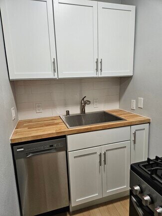 452 W Doty St Unit 2, Madison, WI 53703