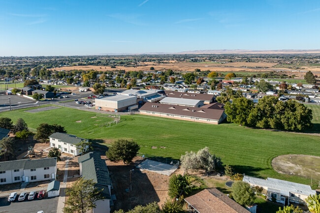 Housel Middle School helps students prepare confidently for high school.