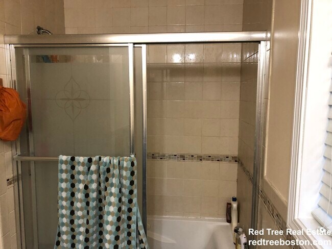 207 Hillside St unit 2, Roxbury Crossing, MA 02120 - photo 6