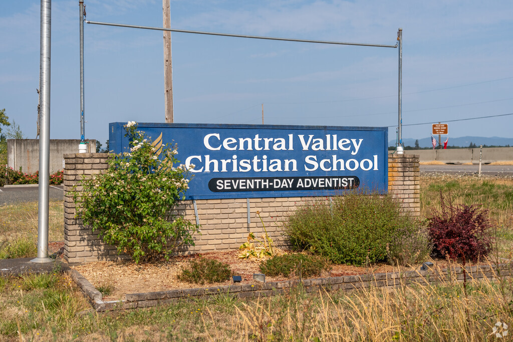 Central Valley Christian School is a private Pre-K and middle school in Tangent, Oregon.