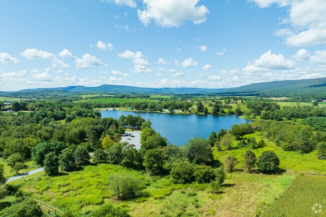 Leaser Lake sits just north of Albany for fishing, paddling, and family picnics.
