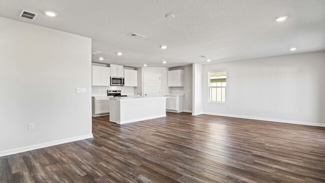 0 King's Row unit 38793241, Navarre, FL 32566 - photo 4