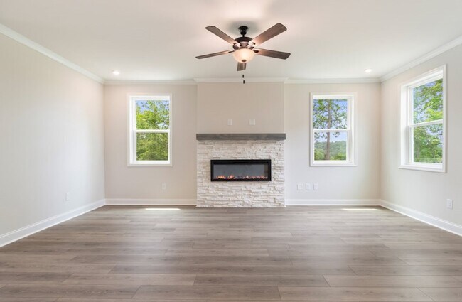 7515 Woolf Way, Cumming, GA 30028 - photo 5