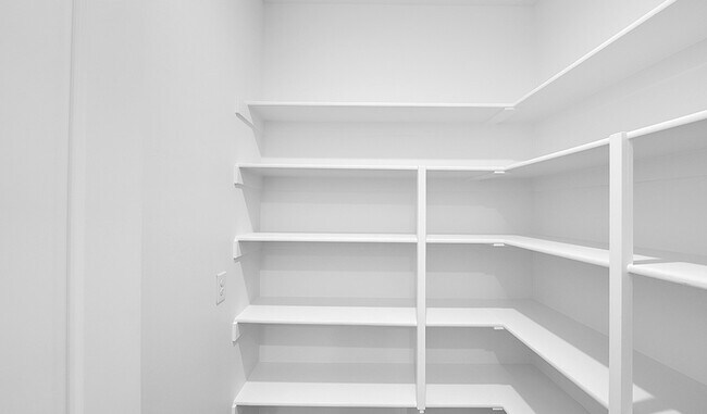 2029 E Burger St, Lake Point, UT 84074 - photo 4