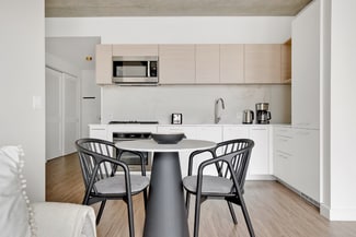 620 W Randolph St, Chicago, IL 60661