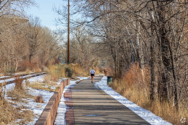 Gates Crescent Park features nearby bike and walking trails.