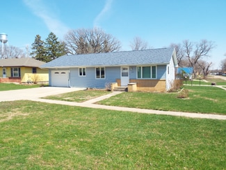 453 4th Ave, Ashton, IA 51232