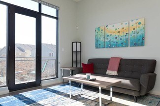 2525 S Lamar Blvd Unit 303, Austin, TX 78704