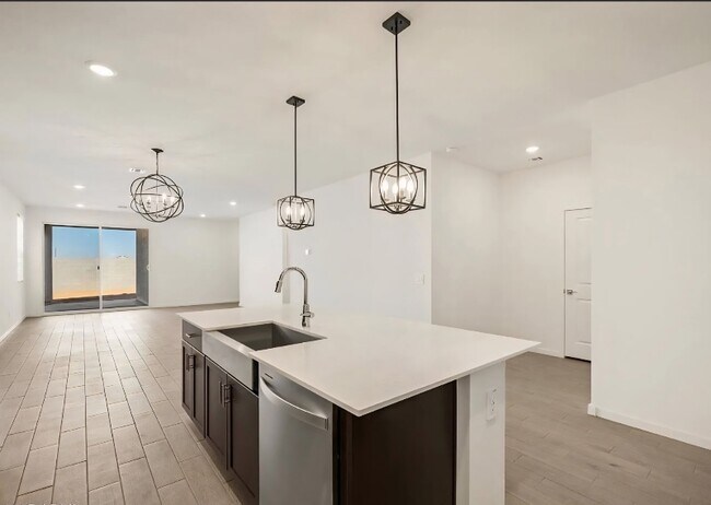 2542 Fortana Dr, San Tan Valley, AZ 85143 - photo 5