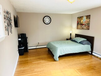 62 Doyle Ave Unit 2R, Providence, RI 02906