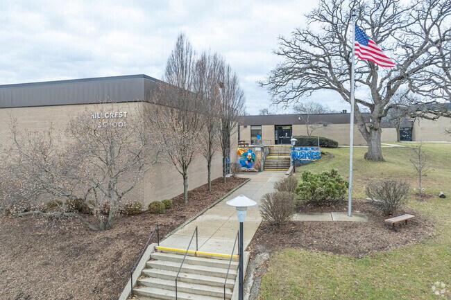 Hillcrest Elementary School is a public school located in Elgin, IL.