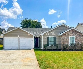 5389 Sand Bar Ln, College Park, GA 30349