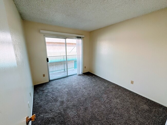 Orchard Plaza Apartments, Montebello, CA 90640 - photo 4