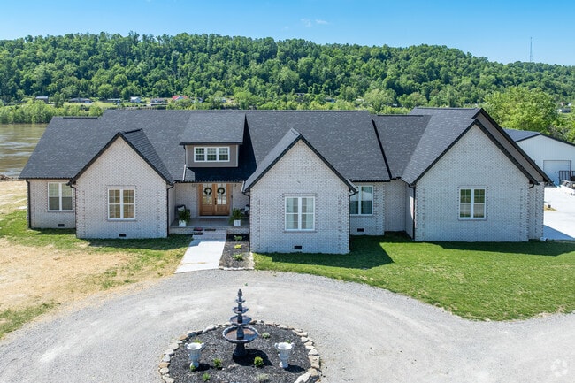 Rome offers luxury properties with expansive square footage, modern amenities, and premium finishes.