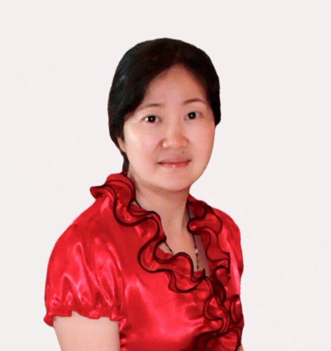 Delia Zhang