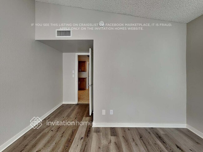 409 W Beverly Ln, Phoenix, AZ 85023 - photo 6