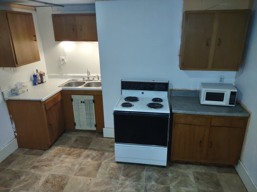 33 Highland Ave unit 2, Morgantown, WV 26505 - photo 1