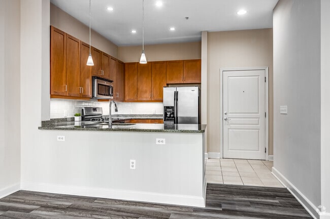 1BR, 1BA - 772SF